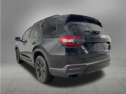 New 2026 Honda Pilot Black Edition image 3