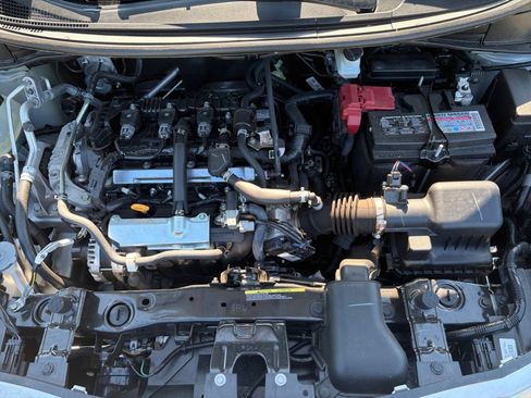 Certified 2025 Nissan Versa SR w/ Trunk Package FWD image 20