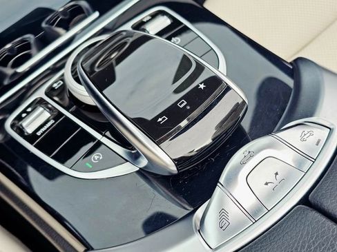 Used 2017 Mercedes-Benz C 300 4MATIC Cabriolet image 43