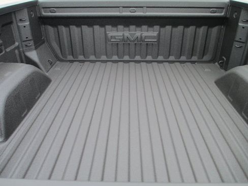 New 2026 GMC Sierra 1500 Elevation w/ Elevation Premium Package image 6