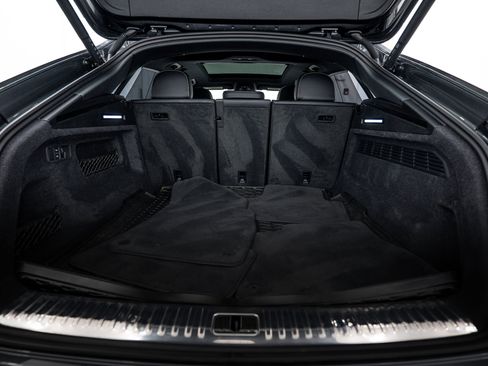 Certified 2025 Audi Q8 Prestige w/ Prestige Package image 18