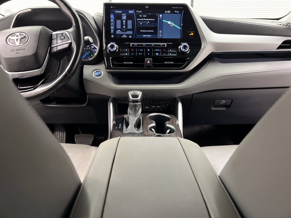 Used 2020 Toyota Highlander Platinum FWD image 50