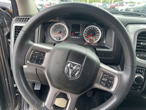 Used 2023 RAM 1500 Classic SLT AWD/4WD image 26