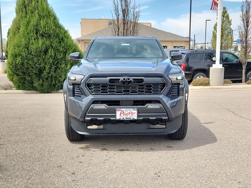 New 2026 Toyota Tacoma TRD Off-Road w/ TRD Off Road Upgrade Package AWD/4WD image 5