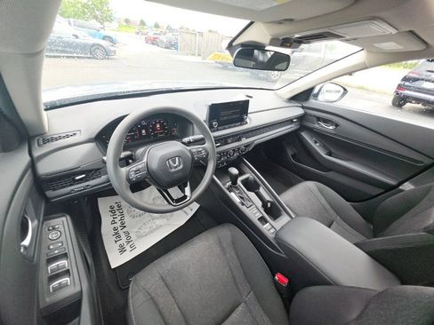 Used 2023 Honda Accord EX image 26