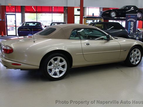 Used 2002 Jaguar XK8 Convertible RWD image 54