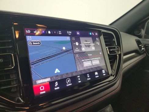 Used 2023 Dodge Durango GT image 27