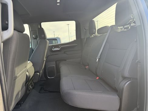 Used 2022 Chevrolet Silverado 1500 LT image 9