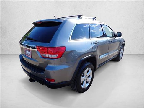 Used 2012 Jeep Grand Cherokee Laredo AWD/4WD image 4