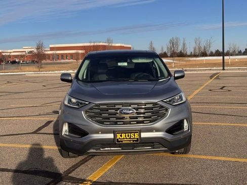 Used 2020 Ford Edge Titanium w/ Equipment Group 301A image 38