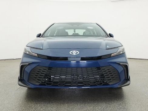 New 2026 Toyota Camry SE FWD image 31