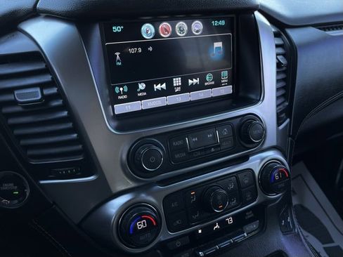 Used 2018 Chevrolet Suburban LT w/ Luxury Package image 14
