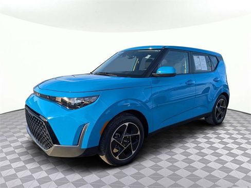 Used 2023 Kia Soul EX image 7