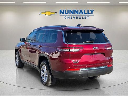 Used 2022 Jeep Grand Cherokee L Limited image 3