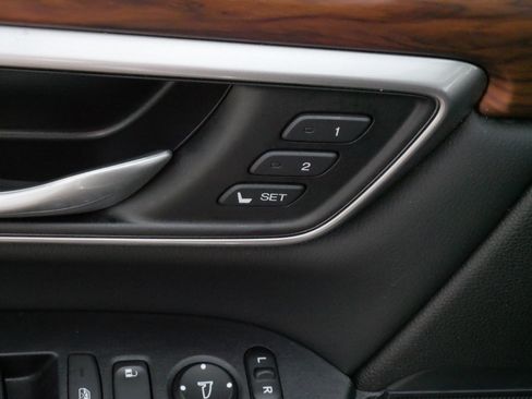 Used 2022 Honda CR-V Touring image 17