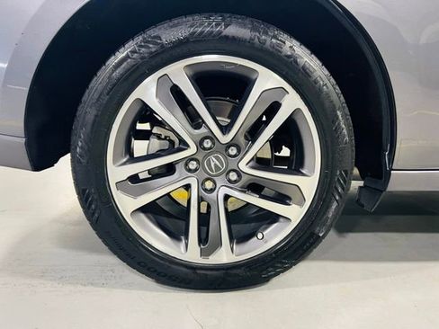 Used 2018 Acura MDX Sport Hybrid w/ Advance Pkg AWD/4WD image 13