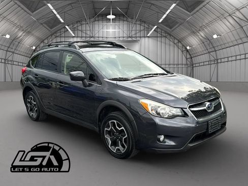 Used 2015 Subaru Crosstrek 2.0i Premium w/ Moonroof Package AWD/4WD image 1