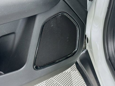 Certified 2024 Jeep Compass Limited image 28