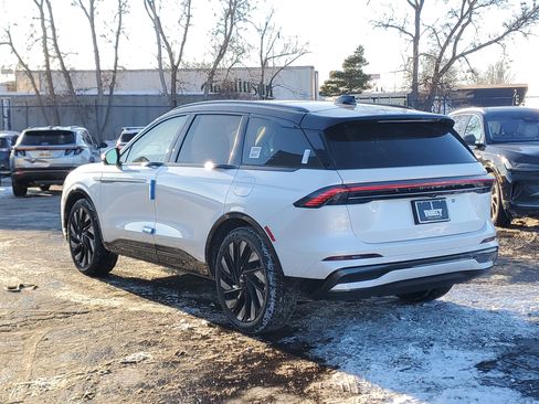 New 2026 Lincoln Nautilus Reserve w/ Jet Appearance Package image 3