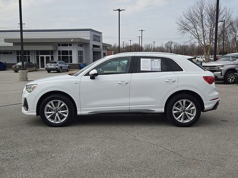 Used 2025 Audi Q3 2.0T Premium image 4
