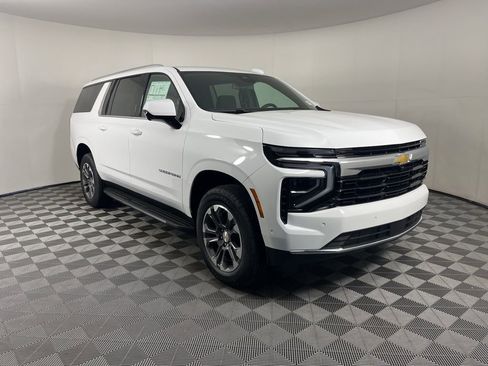 New 2026 Chevrolet Suburban LS AWD/4WD image 6