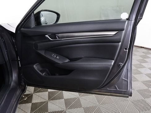 Used 2020 Honda Accord Sport image 20