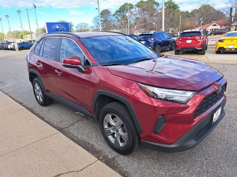Used 2023 Toyota RAV4 XLE image 8