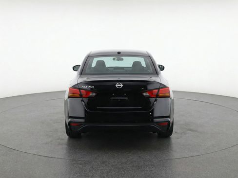 Used 2025 Nissan Altima 2.5 SV FWD image 7
