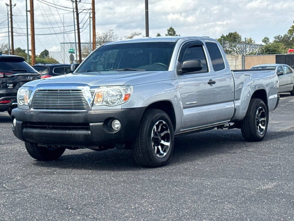 Used 2010 Toyota Tacoma 2WD Access Cab w/ Convenience Pkg image 4