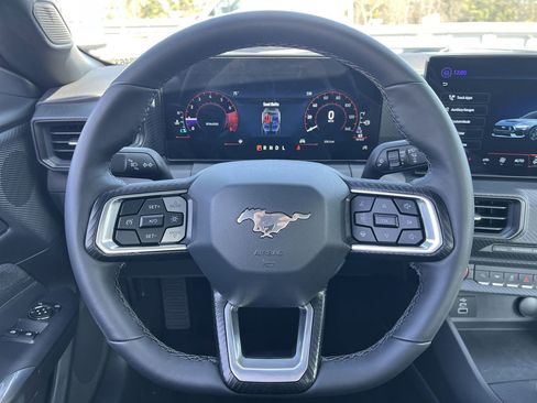 New 2025 Ford Mustang image 10