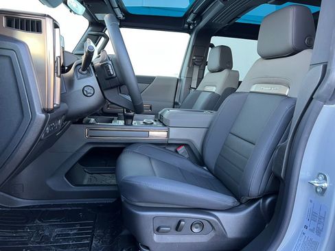 New 2025 GMC Hummer EV 3X w/ Extreme Off-Road Package image 4