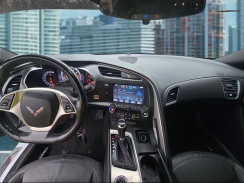 Used 2019 Chevrolet Corvette Stingray Coupe w/ 1LT image 7