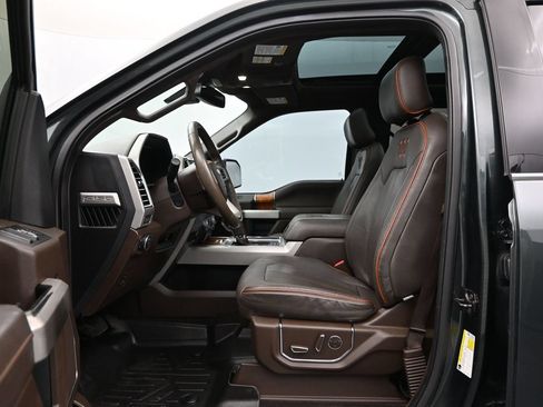 Used 2015 Ford F150 King Ranch w/ Equipment Group 601A Luxury AWD/4WD image 9