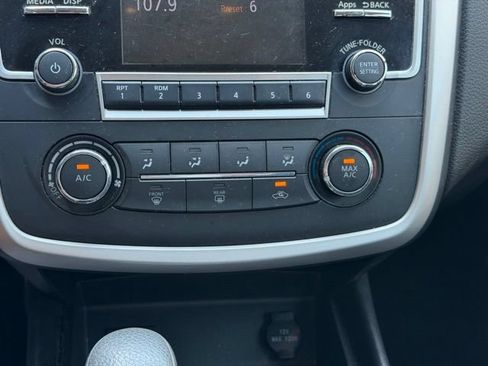 Used 2016 Nissan Altima 2.5 S w/ Power Driver Seat Package FWD image 21