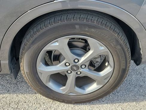 Used 2023 Ford Escape ST-Line w/ Tech Pack #1 FWD image 7