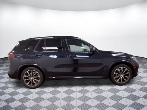Used 2021 BMW X5 xDrive40i w/ M Sport Package image 7