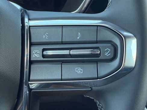 New 2026 GMC Canyon Elevation w/ Convenience Package RWD image 33