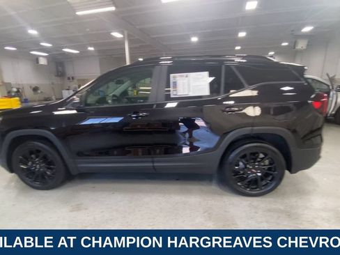 Used 2023 GMC Terrain SLE w/ Driver Convenience Package AWD/4WD image 6