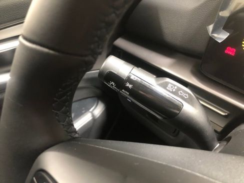 New 2026 Kia Sportage EX FWD image 22