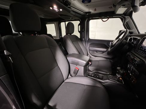 Used 2022 Jeep Wrangler Unlimited Sport AWD/4WD image 26