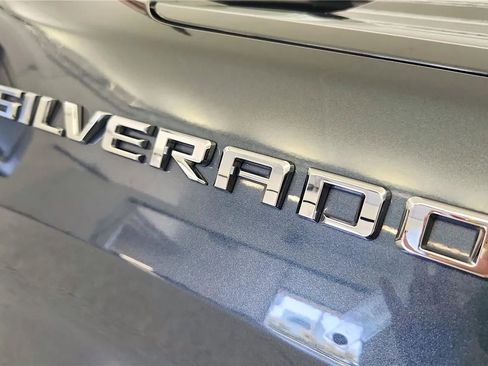 Used 2019 Chevrolet Silverado 1500 Custom w/ Custom Value Package AWD/4WD image 17