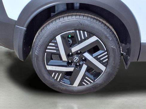 New 2026 Nissan Kicks SV w/ SV Premium Package image 9