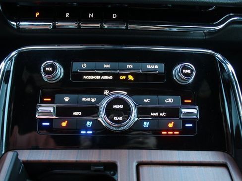 Used 2024 Lincoln Navigator L Reserve image 45