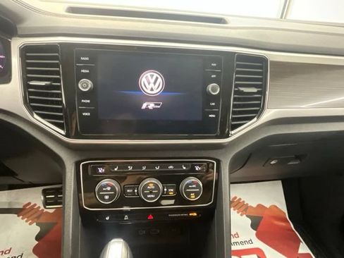 Used 2019 Volkswagen Atlas SEL R-Line AWD/4WD image 12