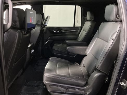 Used 2024 GMC Yukon XL Denali w/ Denali Reserve Package AWD/4WD image 24