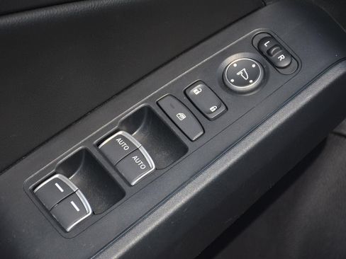 Certified 2023 Honda Civic EX-L image 10