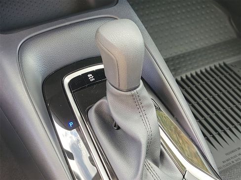 Used 2026 Toyota Corolla LE image 27