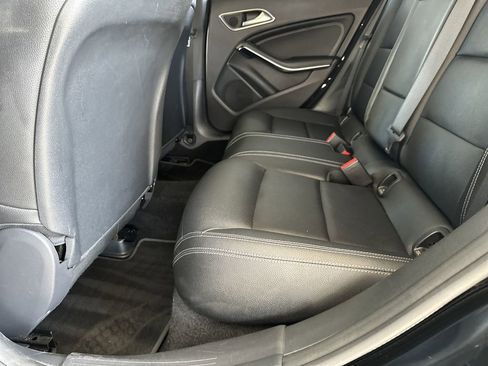 Used 2018 Mercedes-Benz CLA 250 image 29