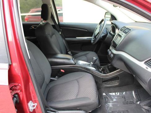 Used 2011 Dodge Journey Mainstreet FWD image 10