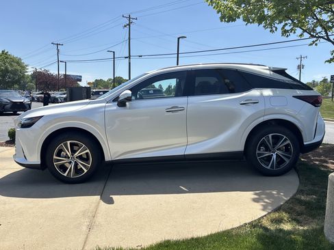 Used 2025 Lexus RX 350 Premium w/ Accessory Package (Z1) image 7